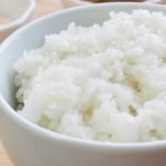 Nasi Kelembekan Karena Kebanyakan Air Ini Cara Mengatasinya