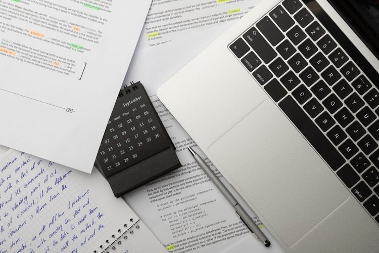 Cara Membuat Anotasi di Microsoft Word dan Google Docs
